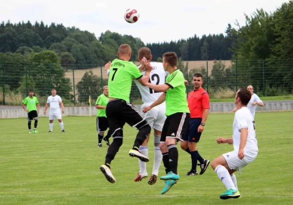 1. ST KL Moßbach II - Oppurg 3:4 (0:3)