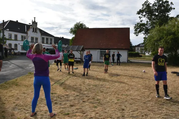 Zirkeltraining bei und mit Katja in Köthnitz