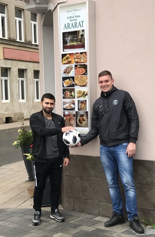 Spielball-Sponsoring II