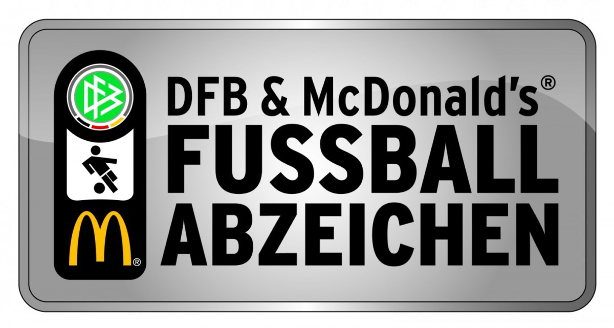 Abnahme des DFB-Fussball-Abzeichens