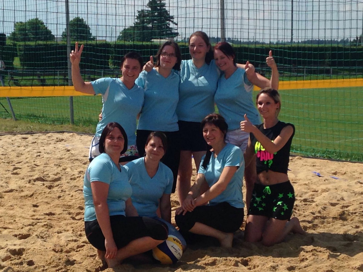 Samstag ab 14 h: Offizielle Einweihung des Volleyballplatzes
