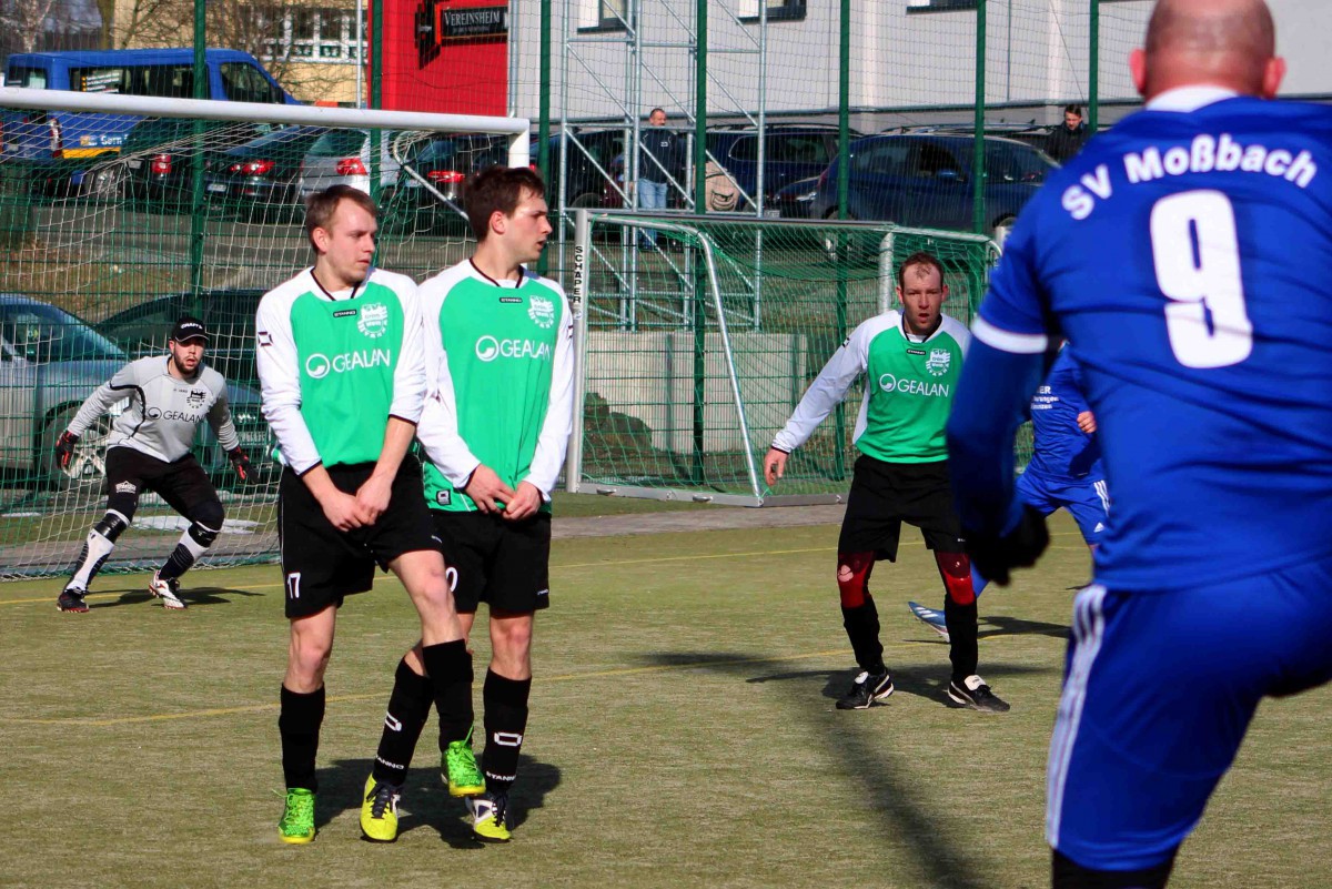 SV Grün-Weiß Tanna - SV Moßbach (Samstag, 15.00 Uhr)