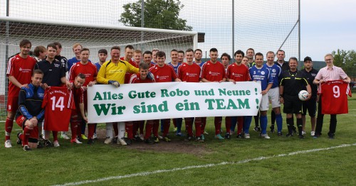 Alles Gute und kommt schnell wieder auf die Beine!