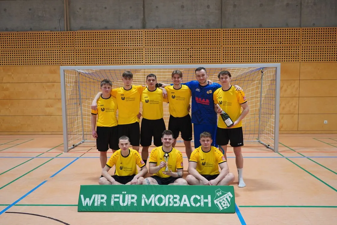 Das Team „The Golden Ticket“ hat sich den Turniersieg gesichert! 🏆
