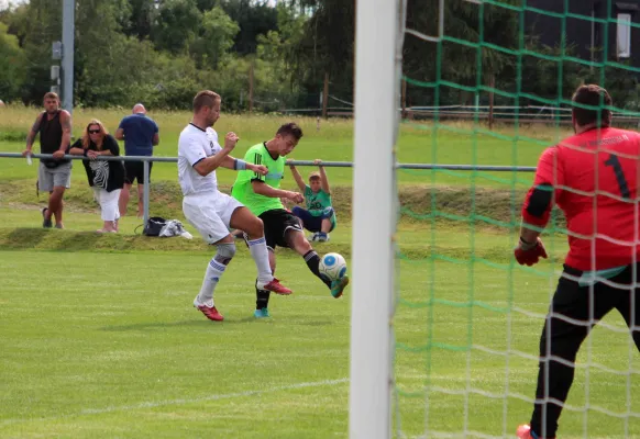 1. ST KL Moßbach II - Oppurg 3:4 (0:3)