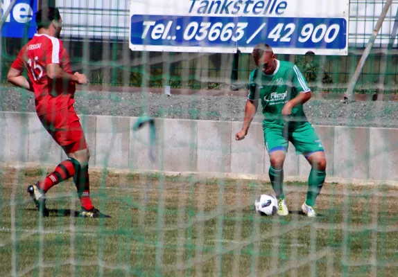 1. ST: SV Moßbach - SV Hermsdorf 6:1 (2:1)