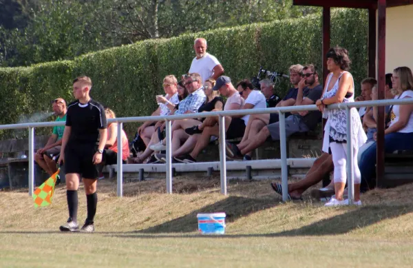 1. ST: SV Moßbach - SV Hermsdorf 6:1 (2:1)