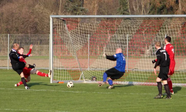 13. ST SV 08 Rothenstein - SV Moßbach 2:4 (0:4)