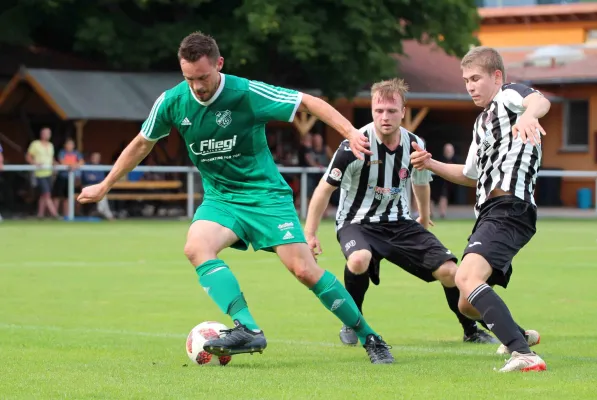 3. ST: SV Jena-Zwätzen - SV Moßbach 4:0 (1:0)