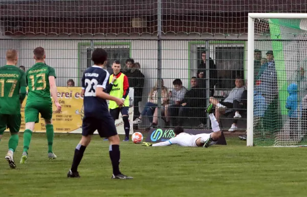 14. ST: SV Moßbach - FC Saalfeld 1:4 (1:3)