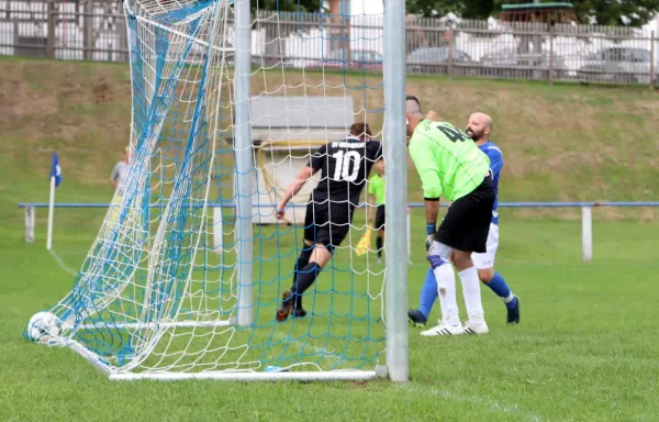 Kreispokal SV St. Gangloff - SV Moßbach 0:5 (0:2)