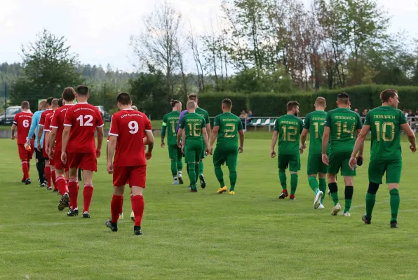 2. ST: SV Moßbach - SV 08 Rothenstein 1:4 (1:3)