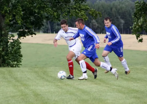 SV Moßbach : VfL 06 Saalfeld