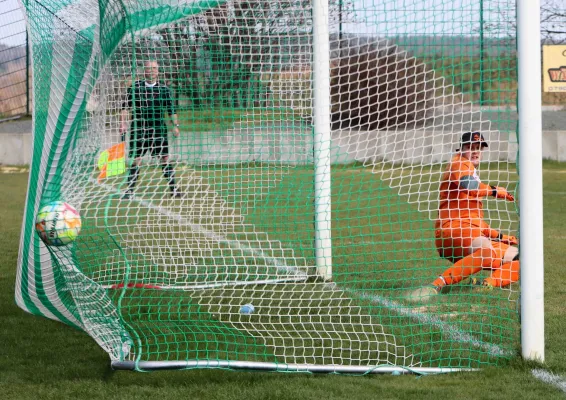 Kreispokal SV Moßbach - GW Stadtroda II 5:3 (2:2)