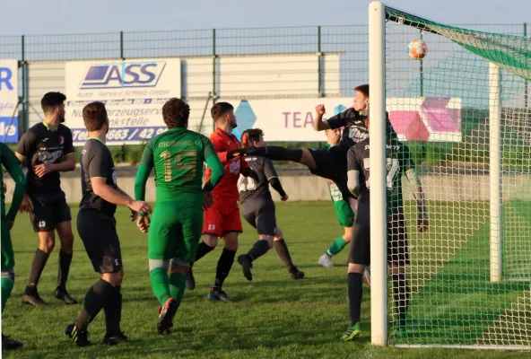 14. ST: SV Moßbach - SV Lobeda 77 3:2 (1:2)