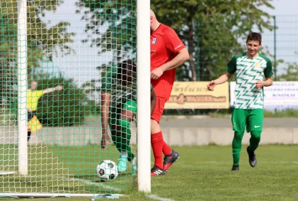 21. ST: SV Moßbach - SG SV Hermsdorf 4:1 (1:0)