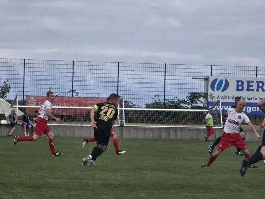 1. Pokalrunde: SGM - Camburg II 2:0 (H: 0:0)