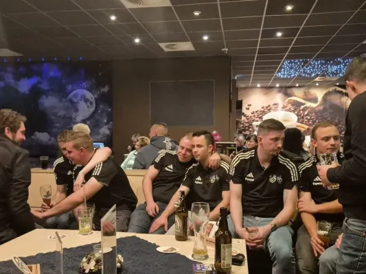 Weihnachtsfeier 2025 Männer